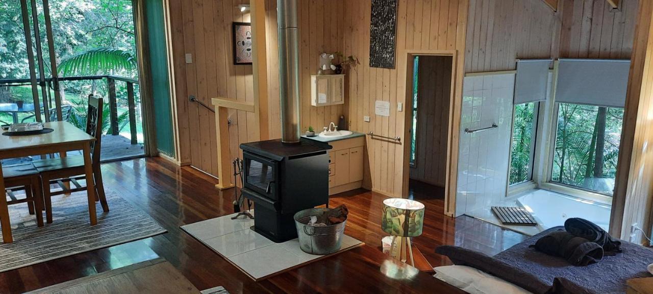 Treetops Montville Luaran gambar