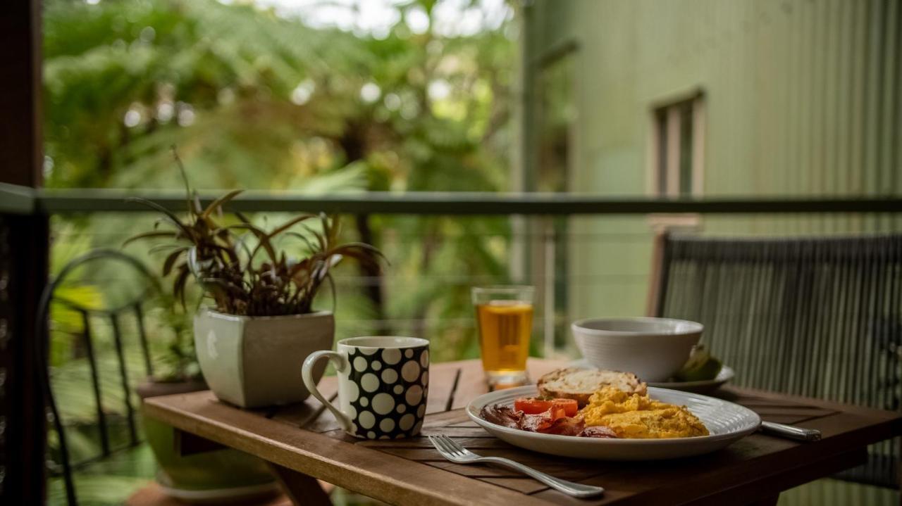 Treetops Montville Luaran gambar